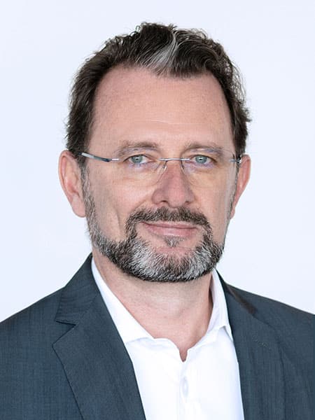 Nikolaus Szlavik, Geschäftsführer bei der PIA Automation GmbH über Visual Components und die Zusammenarbeit mit DUALIS